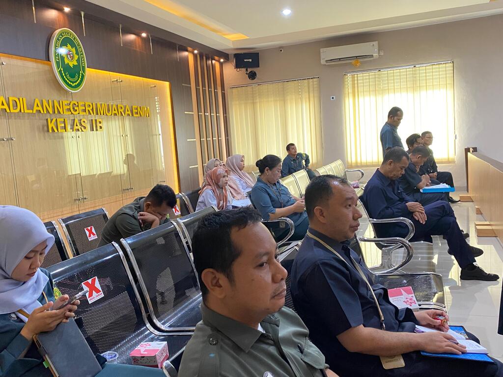 rapat april (3).jpeg
